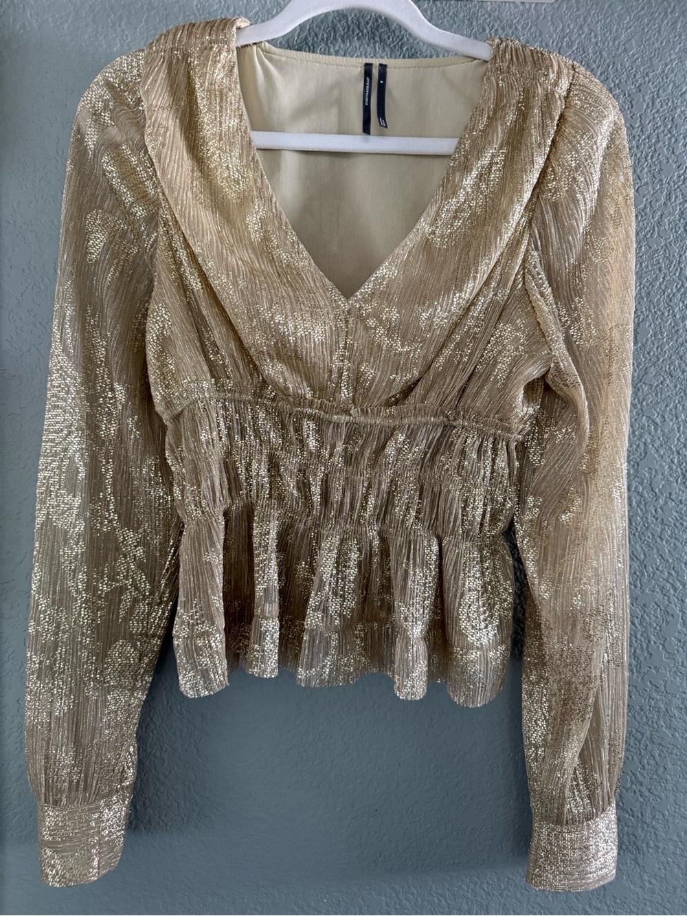 Anthropologie Gold Metallic Peplum Long Sleeve Blouse M Top